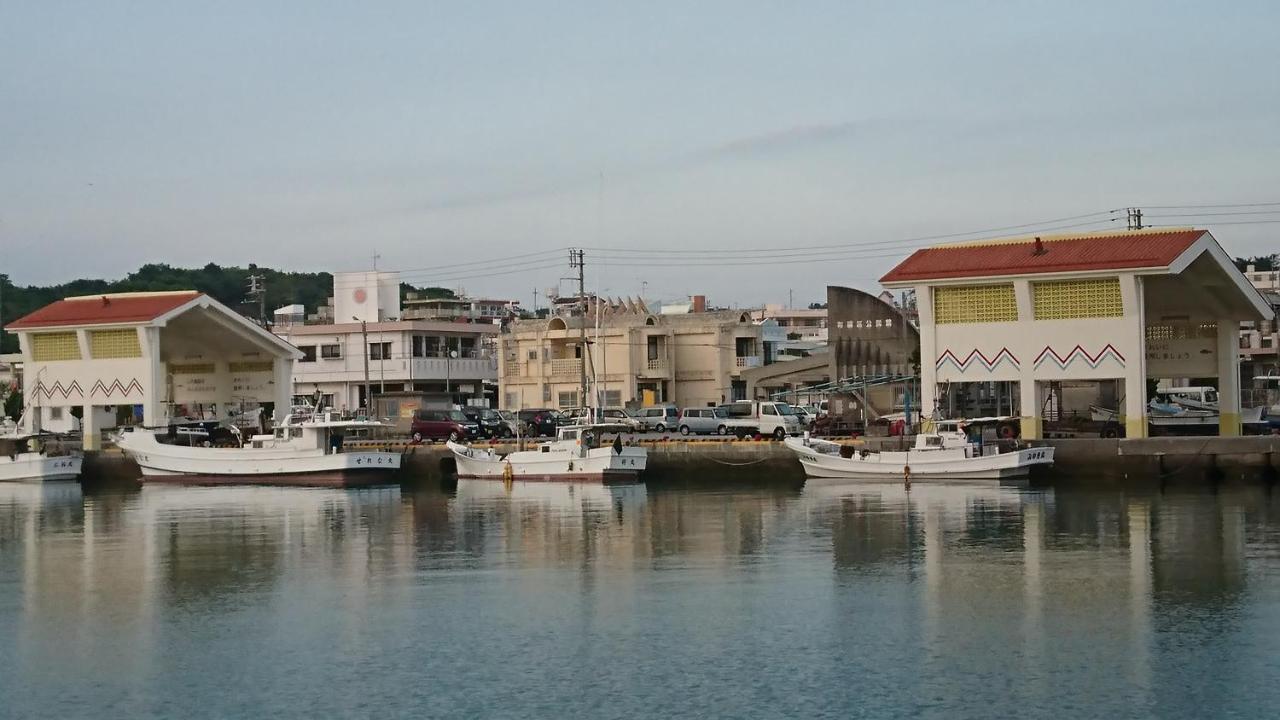 民宿 Ｏｂ（Guest House Ob） Itoman Exteriör bild